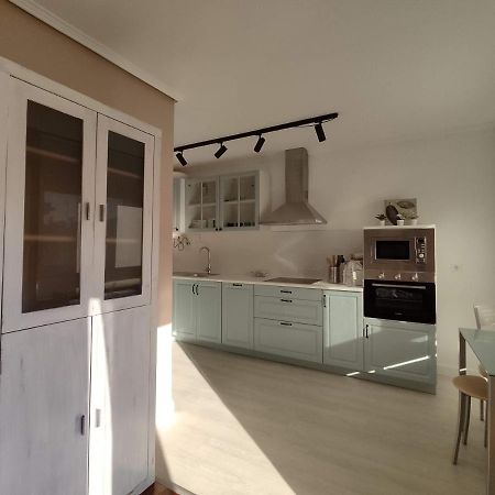 Acogedor Apartamento Junto A La Plaza Villasana de Mena Exterior foto
