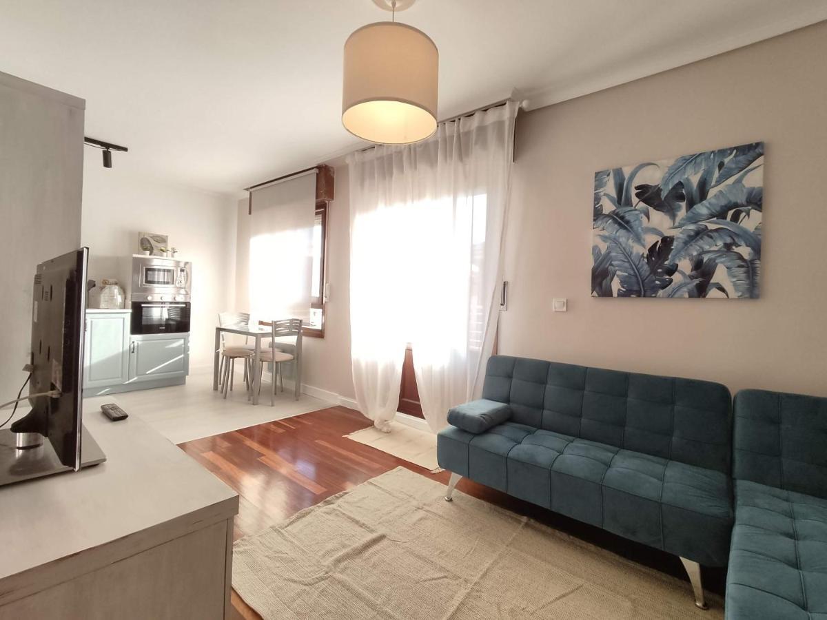 Acogedor Apartamento Junto A La Plaza Villasana de Mena Exterior foto