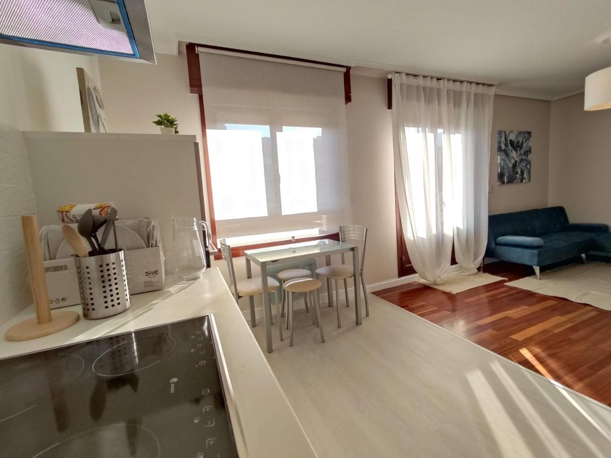 Acogedor Apartamento Junto A La Plaza Villasana de Mena Exterior foto